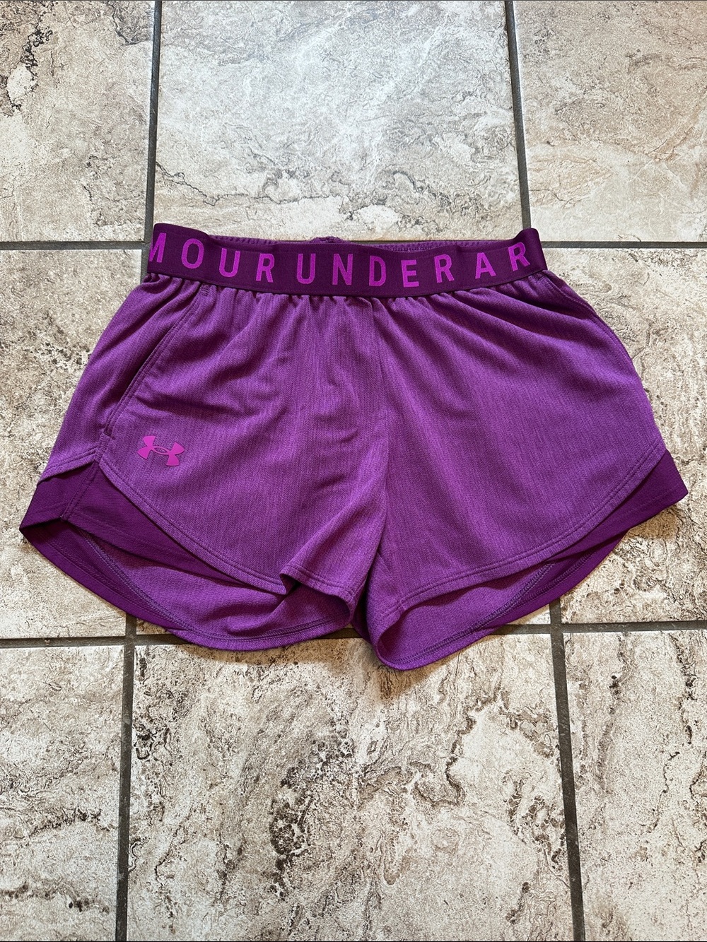 NWOT Under Armour shorts